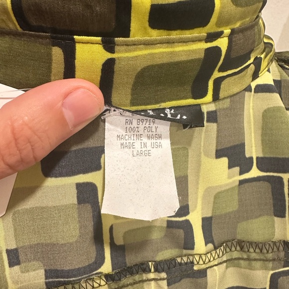 Vintage Geometric Wrap Blouse - Lime and Black Size Large - Picture 8 of 9